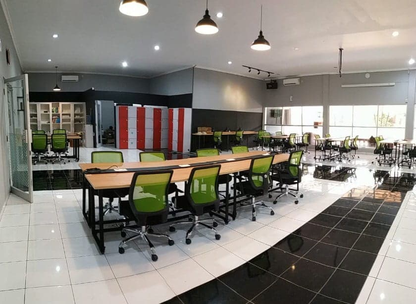 20 Rekomendasi Coworking Space di Jogja, Bikin Suasana Makin Santuy 2023